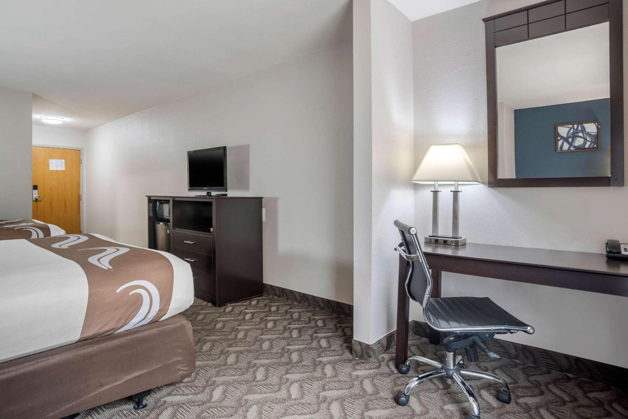 Quality Suites Baton Rouge East - Denham Springs Exteriör bild